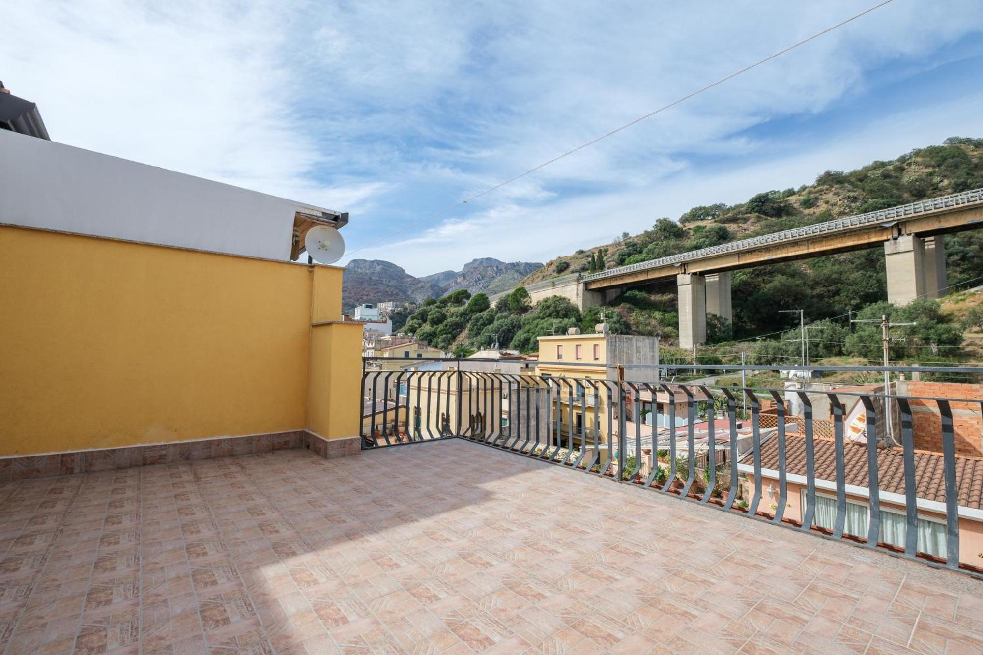Casa Del Girasole Villa Letojanni Eksteriør billede